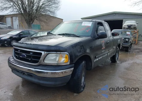 2000 Ford F-150 Work Series/Xl/Xlt from USA, damaged, VIN 2FTZX1725YCA32723